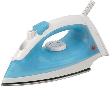 0.5 min Tempo de aquecimento 100 ml Capacidade do tanque de água Ferro compacto a vapor