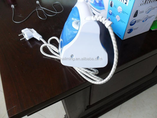 Roupas com ferro a vapor de 230 V 0,5 min Tempo de aquecimento