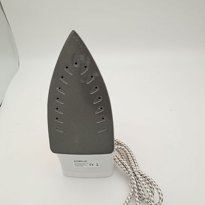 Placas de sola de alumínio e 35 g/min Ferro a vapor contínuo LM-1602 para ferro rápido